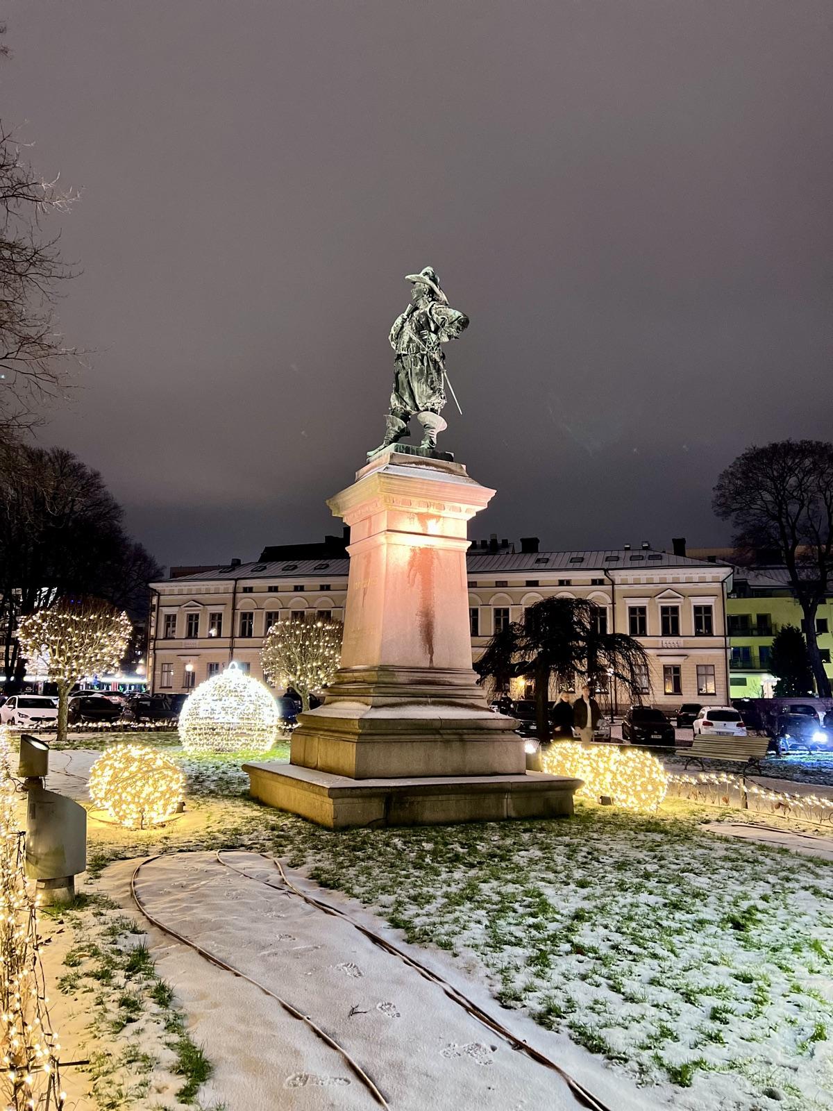 December lights in Turku city centre